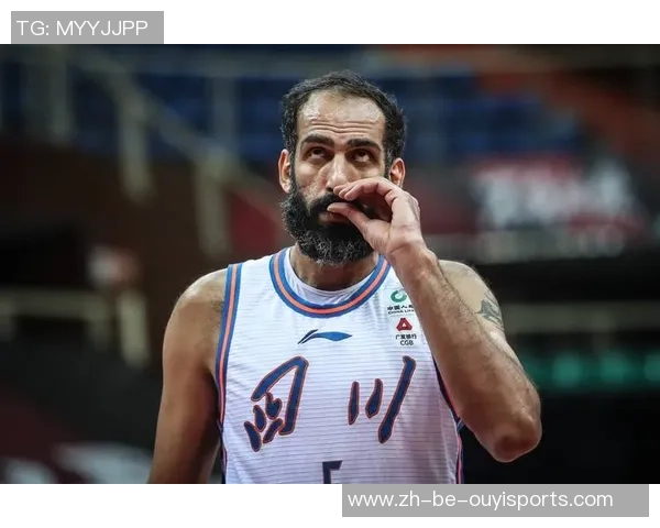 四川五粮与福建豹发力的巅峰对决展现篮球魅力与团队精神